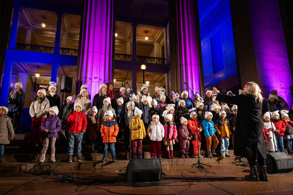 2024 Julegrantenning MR 9183 36133331 Foto Mette Randem