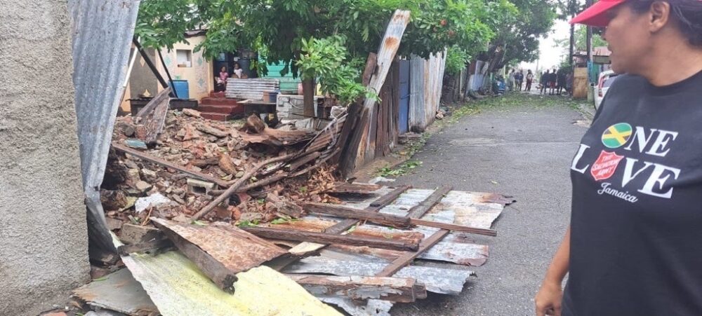 Bilder fra orkan-responsen på Jamaica